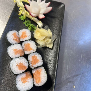 sushi hoso maki sake